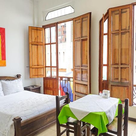 Hotel Colonial مانيزاليس المظهر الخارجي الصورة