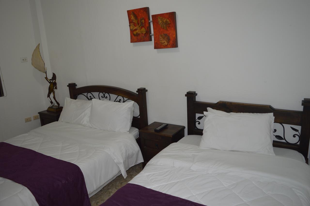 Hotel Colonial مانيزاليس المظهر الخارجي الصورة
